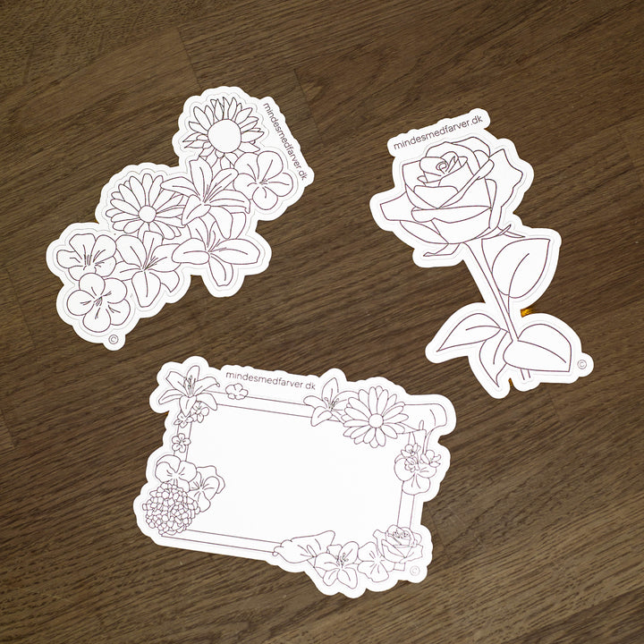 Mindemærkat af rose, mindemærkat af ramme med blomster, mindemærkat af blomster på linje